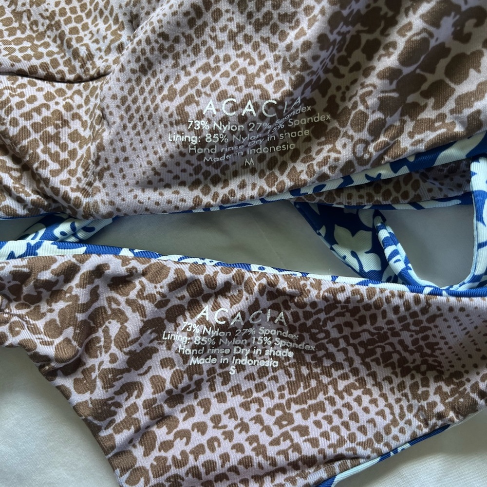 ACACIA SET - Picture 3 of 3